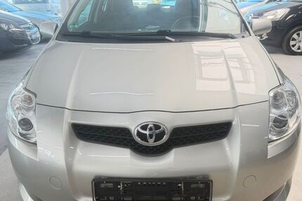 Toyota Auris 64.333 km 6.499 &euro; Rheinberg 47495