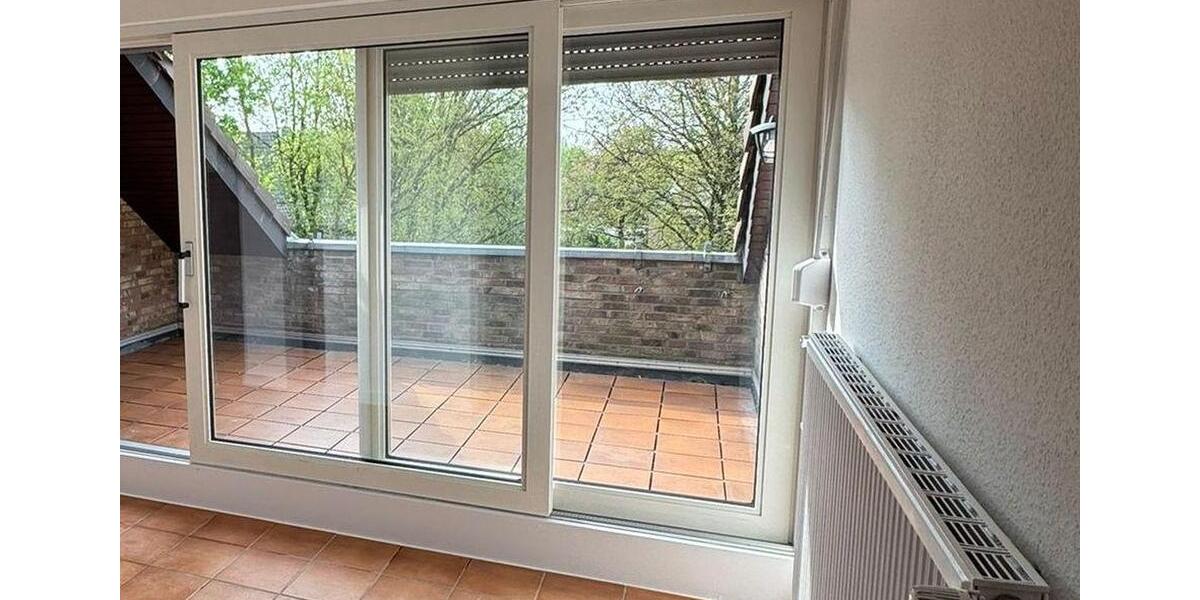 Dachgeschoßwohnung Wesel - 3 Zimmer, 90 m&sup2;, 990&euro; | Angebot:26321936