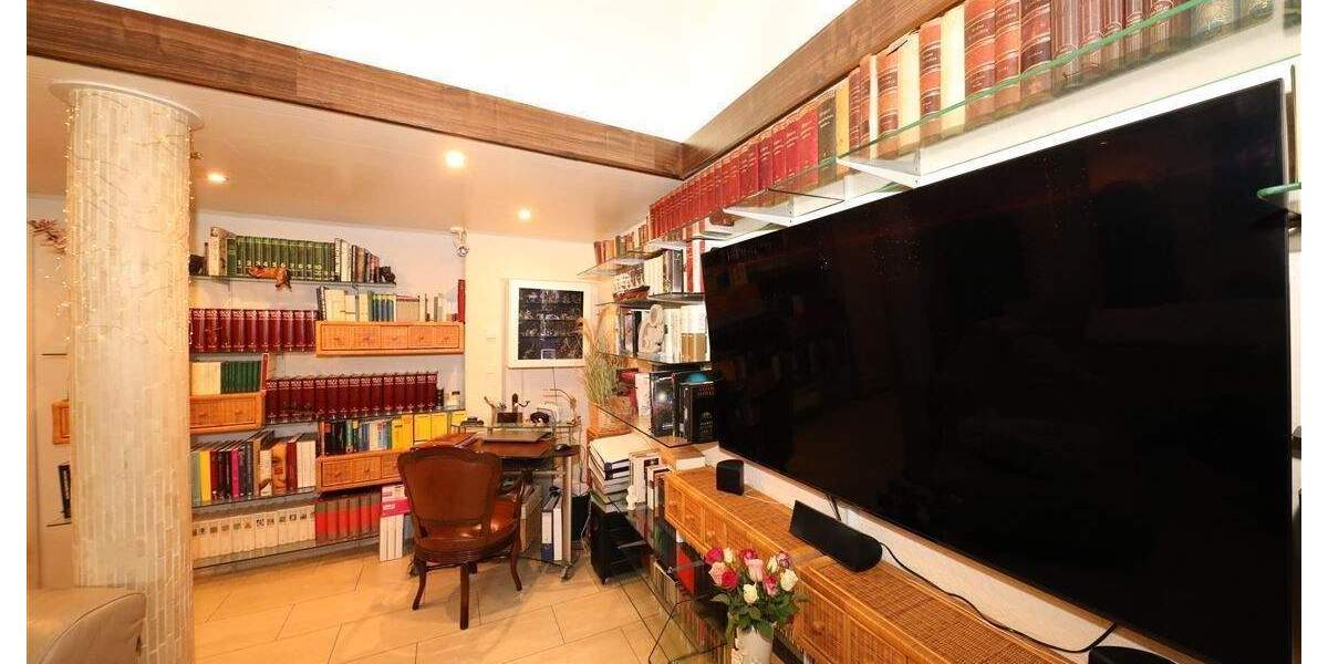 Reihenmittelhaus Düsseldorf Lierenfeld - 3 Zimmer, 130 m&sup2;, 425.000&euro; | Angebot:25631739