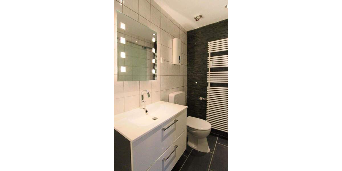 1.5 Zimmer DG Wohnung in Zentrallage perfekt für AltersvorsorgeSelbstnutzung 1 zimmer