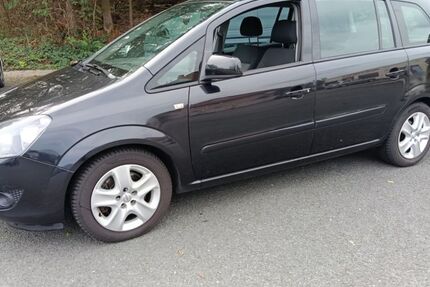 Opel Zafira 228.000 km 2.990 &euro; Recklinghausen 45659