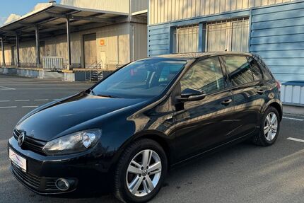 VW Golf 135.000 km 8.999 &euro; Bochum 44809
