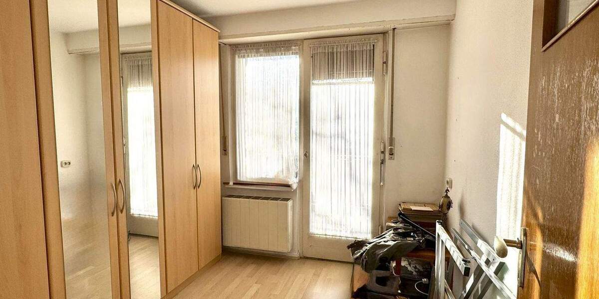 Reihenmittelhaus Erkrath Hochdahl - 6 Zimmer, 118 m&sup2;, 350.000&euro; | Angebot:25717644