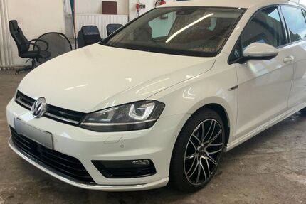 VW Golf 151.046 km 9.200 &euro; Essen-Stadtbezirke V 45326
