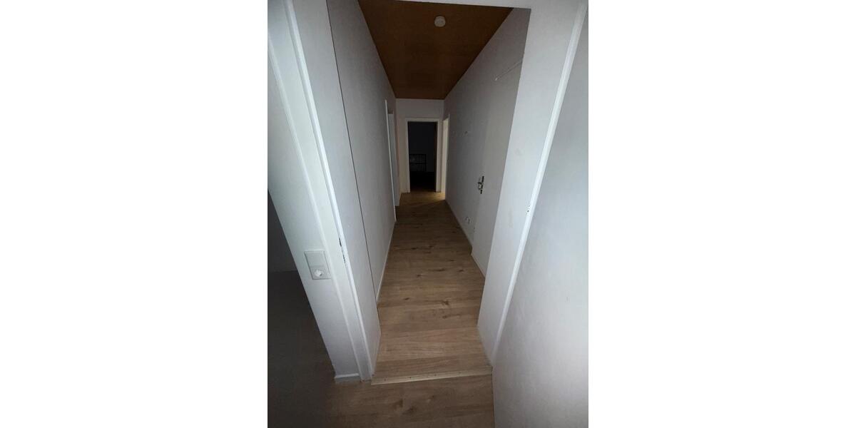 Etagenwohnung Gelsenkirchen Gelsenkirchen-Nord - 4 Zimmer, 95 m&sup2;, 1.500&euro; | Angebot:26105521