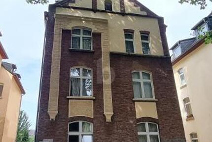 STARK SANIERUNGSBEDÜFTIGES BAUDENKMAL 24 zimmer