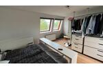 Dachgeschoßwohnung Krefeld Cracau - 3 Zimmer, 110 m&sup2;, 900&euro; | Angebot:26223508