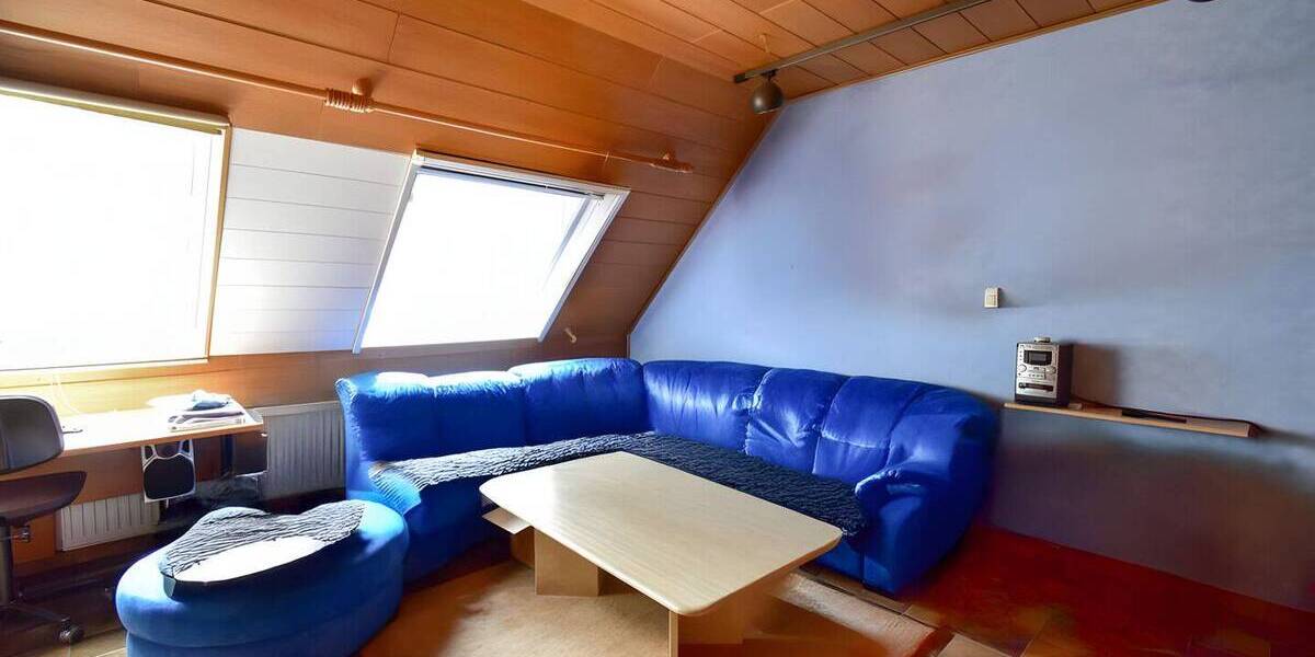 Massives, flexibel nutzbares 2-FH mit 176m² WFL & großer ausgebauter Nutzfläche + EEK D in Buchholz 6 zimmer