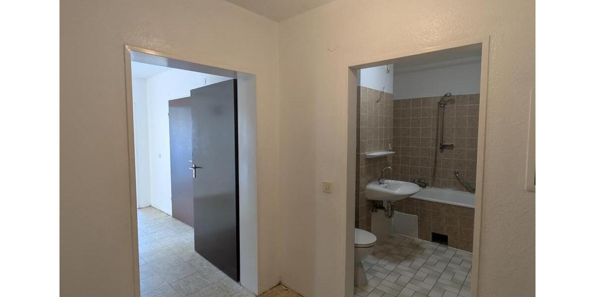 Etagenwohnung Essen Stadtbezirk IV - 3 Zimmer, 105 m&sup2;, 830&euro; | Angebot:26391510