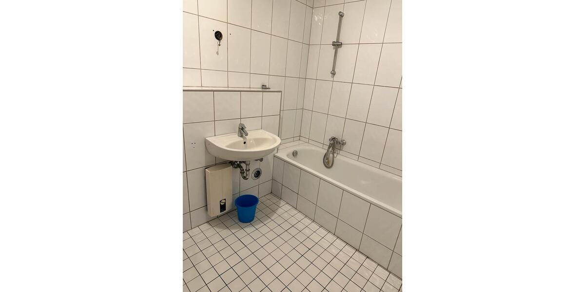 Etagenwohnung Duisburg Ruhrort - 2 Zimmer, 52 m&sup2;, 75.000&euro; | Angebot:25547137