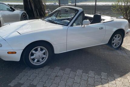 Mazda MX-5 192.000 km 8.900 &euro; Düsseldorf 40215