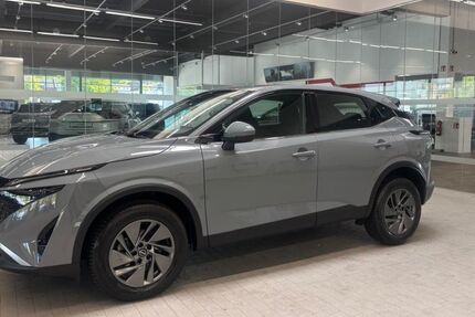 Nissan Qashqai 20.668 km 25.880 &euro; Oberhausen 46049