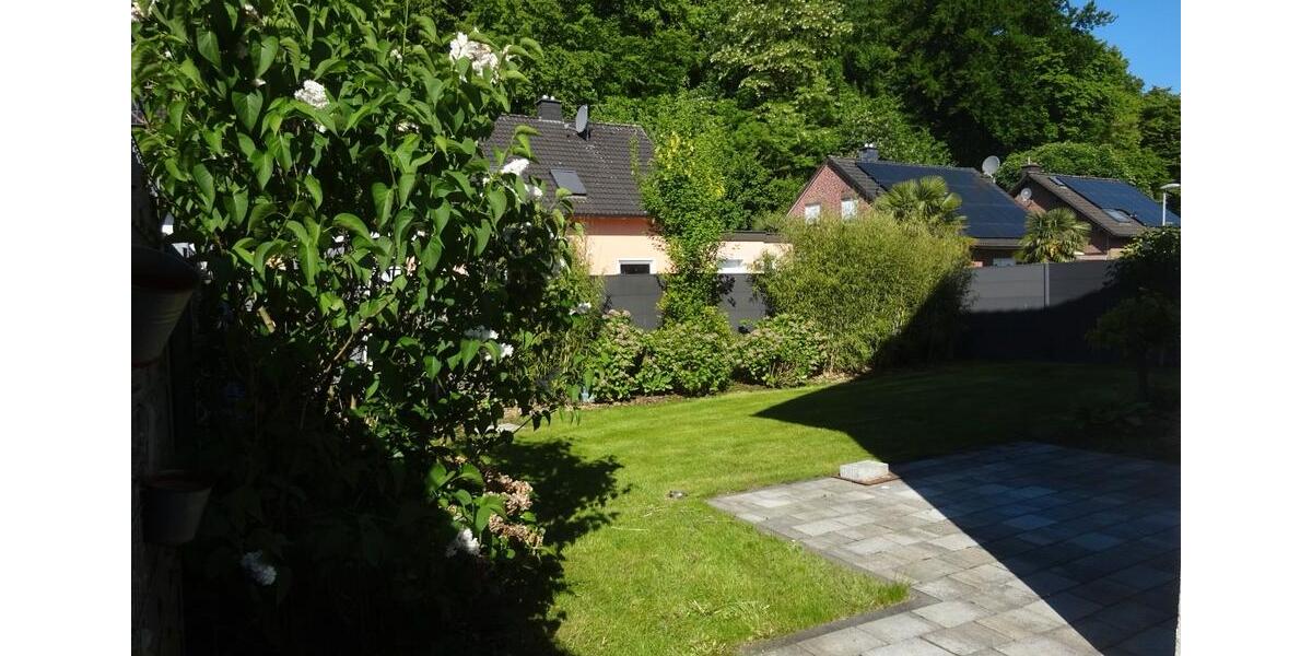 Einfamilienhaus Neukirchen-Vluyn Vluyn - 7 Zimmer, 220 m&sup2;, 599.000&euro; | Angebot:24813142