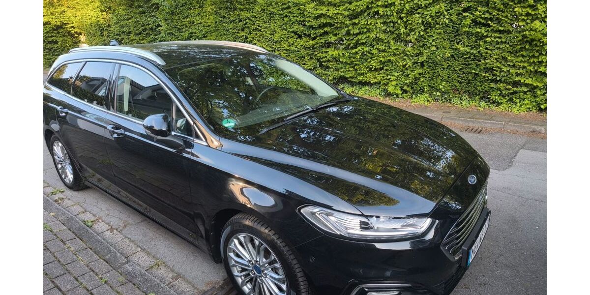 Ford Mondeo 85.500 km 16.900 &euro; Ratingen 40883
