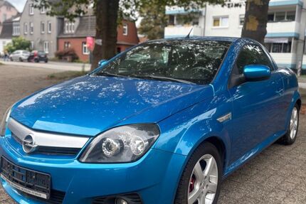Opel Tigra 126.000 km 1.470 € Recklinghausen 45659