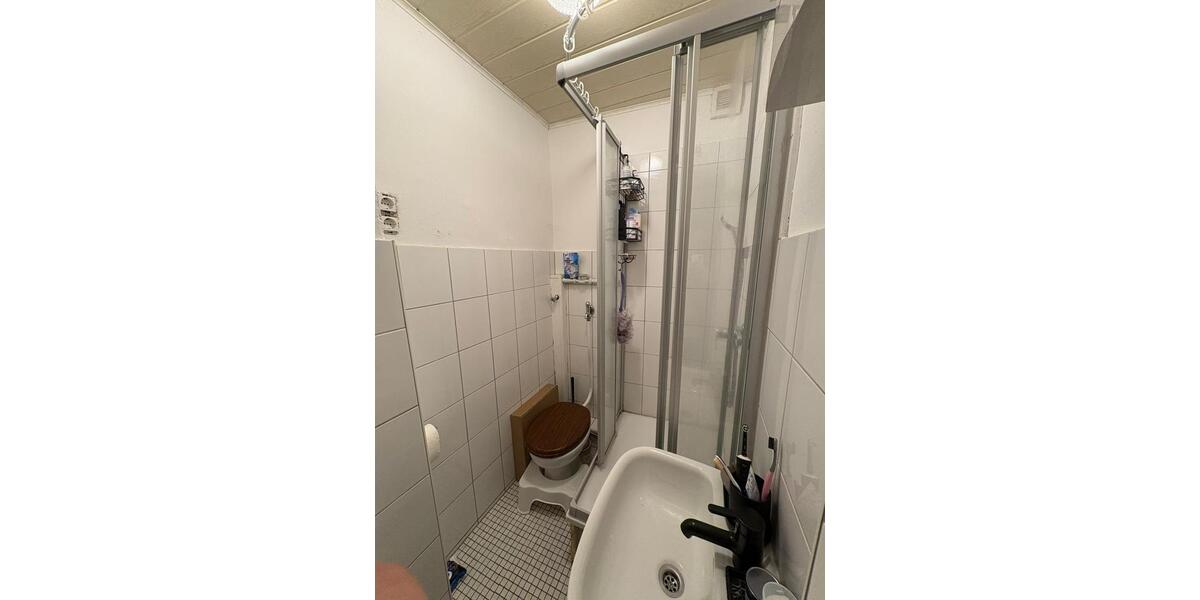 Attraktive, modernisierte Wohnung in ruhiger Lage – ab 1.3.26 2.5 zimmer