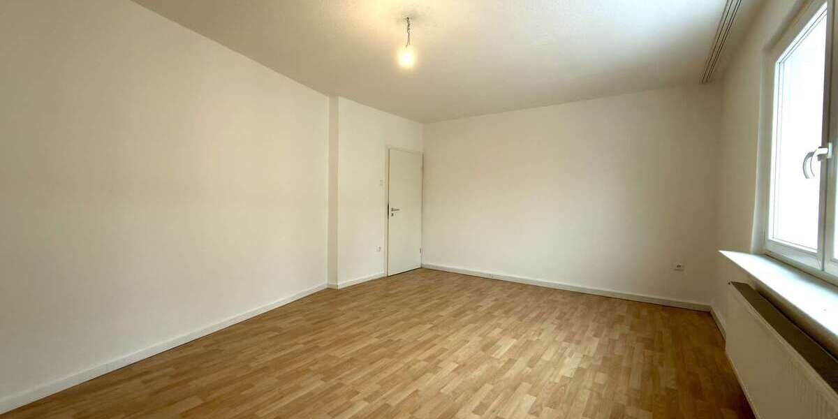 Attraktive 3,5-Zimmer-Wohnung im 2. Obergeschoss mit optionaler Garage - Etagenwohnung Essen Stadtbezirk III | Angebot:25537279