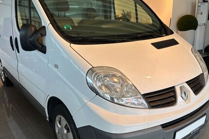 Renault Trafic 166.000 km 7.799 € Bochum 44866