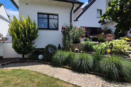 Haus Oberhausen Schmachtendorf - 4 Zimmer, 131 m&sup2;, 585.000&euro; | Angebot:27054978