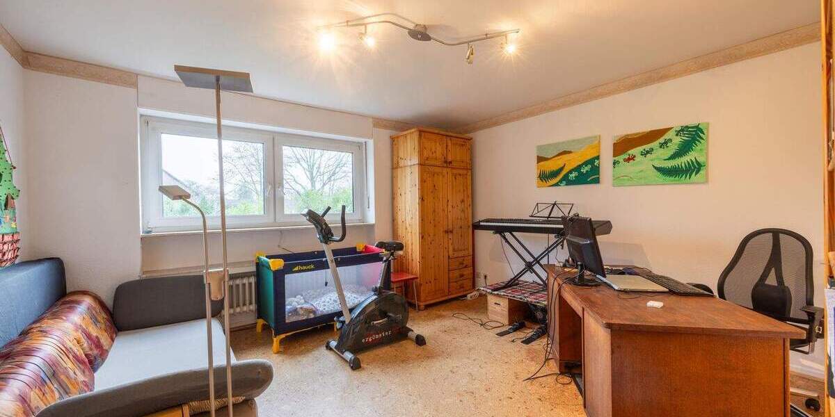 Großzügiges Reihenendhaus mit Garten in Krefeld-Bockum 5 zimmer