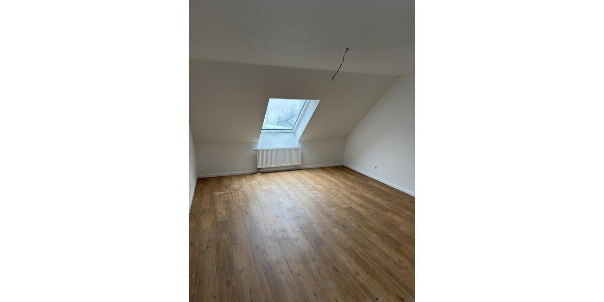 Etagenwohnung Duisburg Walsum - 4 Zimmer, 116 m&sup2;, 1.434&euro; | Angebot:25423585