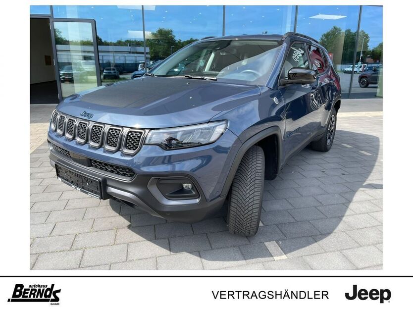 Jeep Compass 60.600 km 31.690 € Oberhausen 46049
