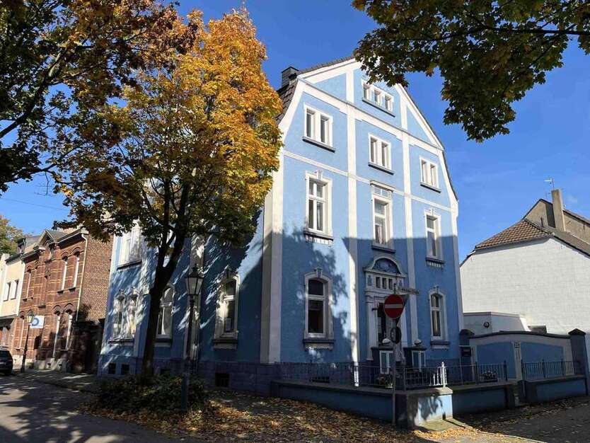 Haus zum Kaufen in Rheinberg 499.000 € 377 m²