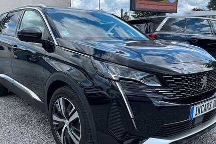 Peugeot 5008 121.900 km 21.985 € Düsseldorf 40549