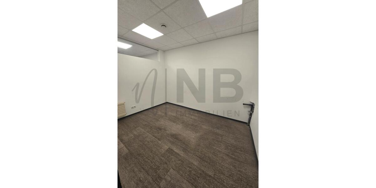 Räumlichkeiten für Pflegedienste o.ä. in Sterkrade-Mitte! zimmer