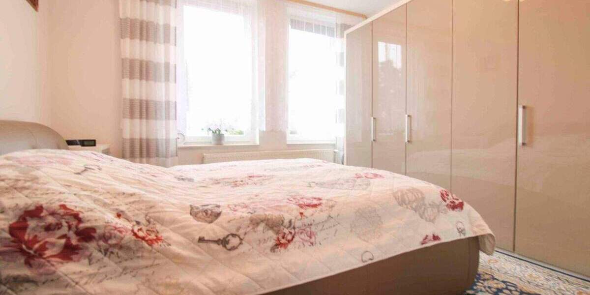 Charmantes Zweifamilienhaus mit vielseitigen Nutzungsmöglichkeiten in Mülheim an der Ruhr 7 zimmer