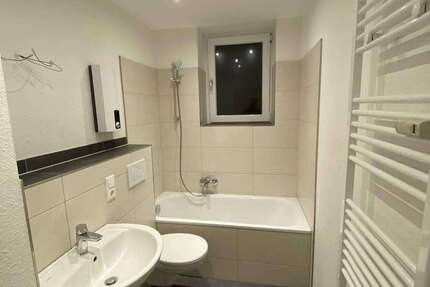 Wohnung zum Mieten in Duisburg 298 € 41.33 m² 1 zimmer