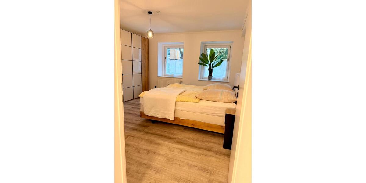 Top sanierte 2-Zimmer-Wohnung mit Balkon & Garage 2 zimmer