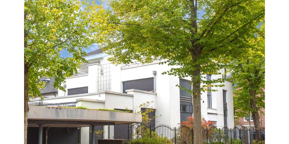 Haus zum Kaufen in Düsseldorf 3.300.000 € 700 m² 13 zimmer