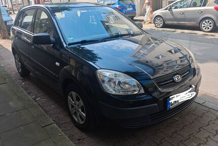 Kia Rio 86.000 km 3.200 &euro; herne 44629