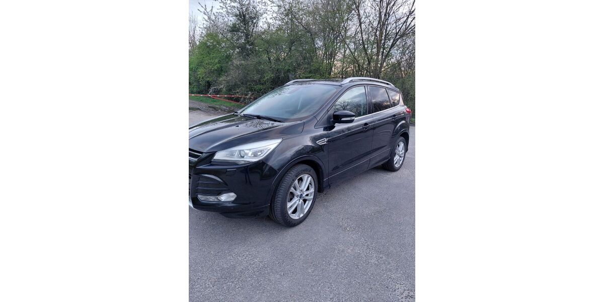 Ford Kuga 170.000 km 9.200 &euro; Marl 45772