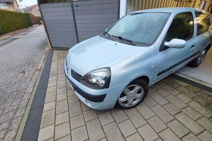 Renault Clio 163.500 km 1.985 &euro; Krefeld 47804