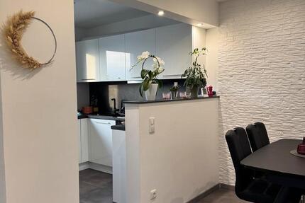 Moderne 3,5-Zimmer Wohnung mit Balkon 3.5 zimmer