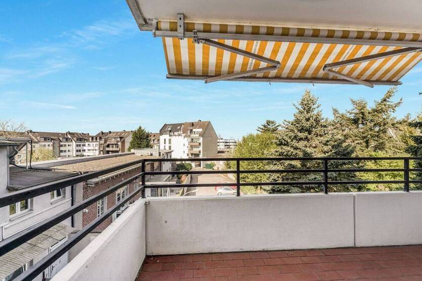CHARMANTES APARTMENT IN IDYLLISCHER RHEINNÄHE FREI