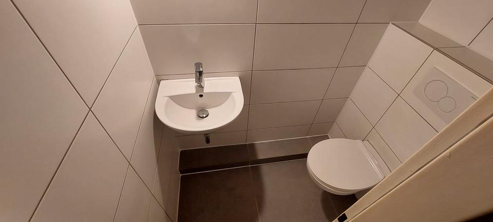 Teilsanierte 93m2 Erdgeschosswohnung mit 3,5 Zimmer 3.5 zimmer