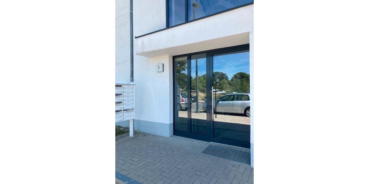 Dachgeschoßwohnung Meerbusch - 3 Zimmer, 99 m&sup2;, 1.415&euro; | Angebot:26235355