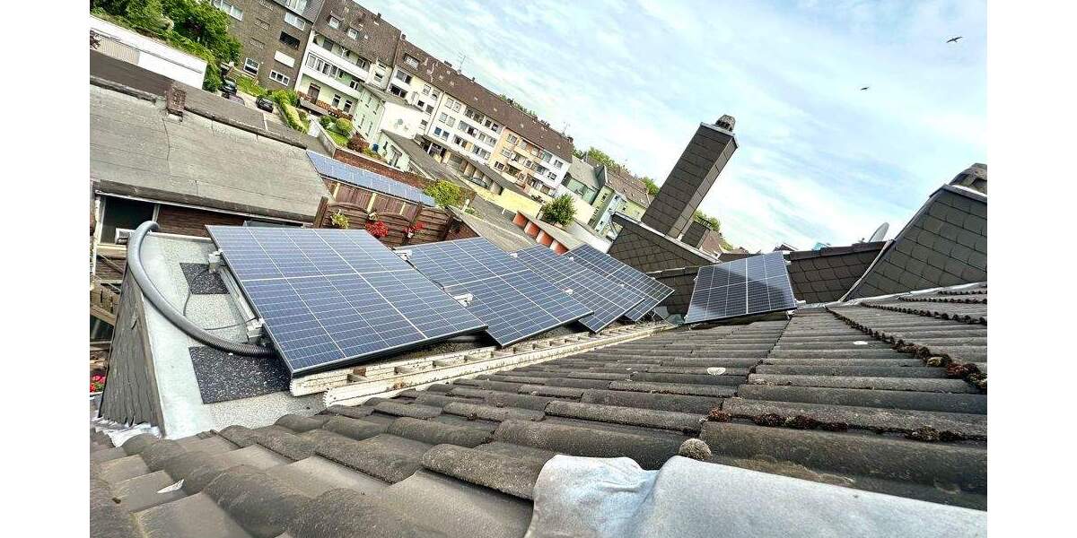 Modernisiertes Zweifamilienhaus mit großer Eigentümerwohnung in Alt-Hamborn! 6 zimmer