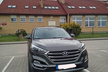 Hyundai TUCSON 90.500 km 15.499 &euro; Essen 45356