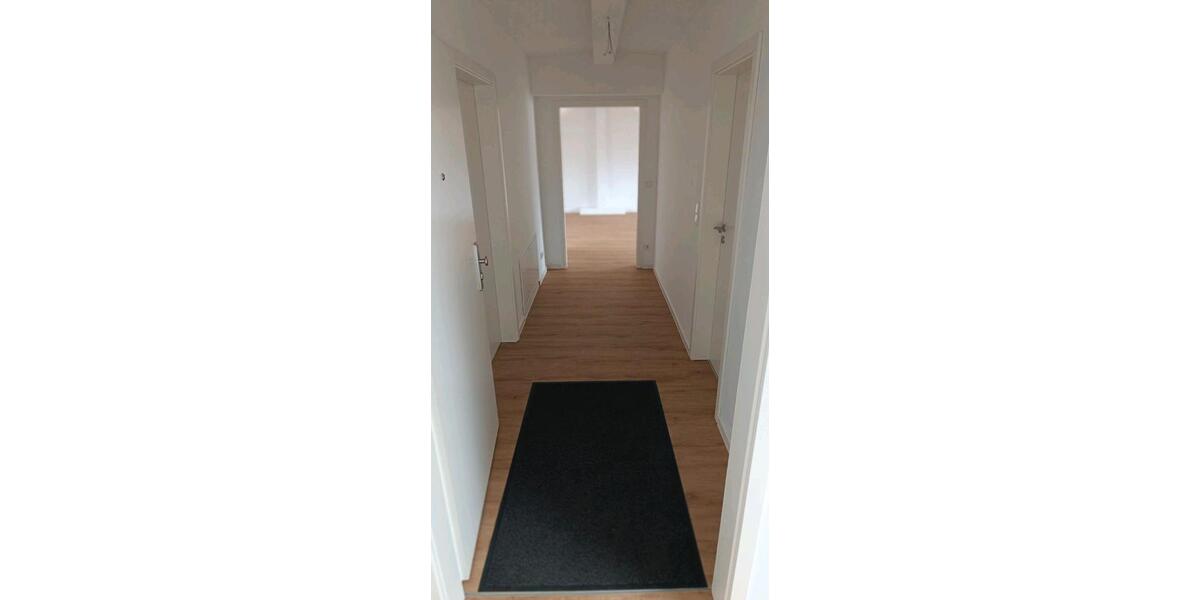 Dachgeschoßwohnung Bottrop Ebel - 2.5 Zimmer, 73 m&sup2;, 900&euro; | Angebot:25217928