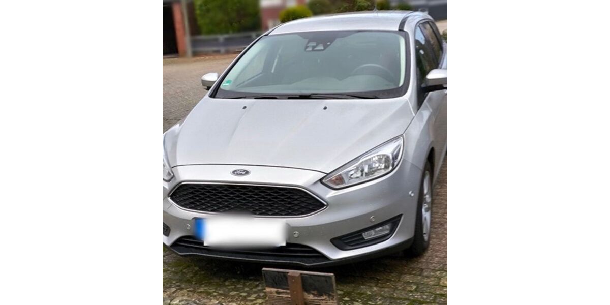 Ford Focus 31.000 km 8.200 &euro; Ratingen 40883