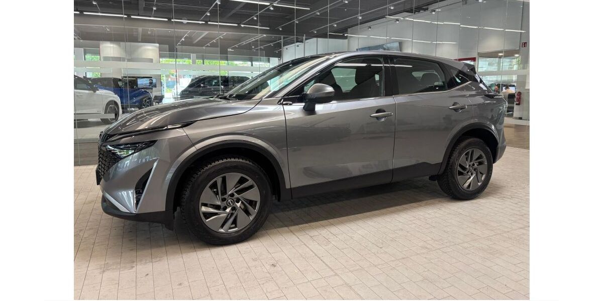 Nissan Qashqai 19.456 km 25.990 &euro; Dinslaken 46539