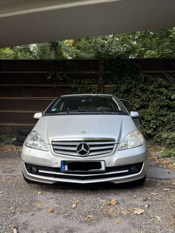 Mercedes-Benz A 160 180.000 km 3.900 € Oberhausen 46145