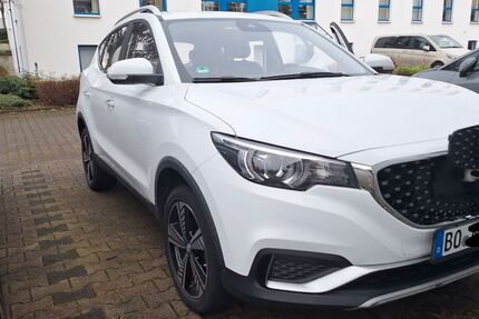 MG ZS 23.568 km 13.300 &euro; Bochum 44803