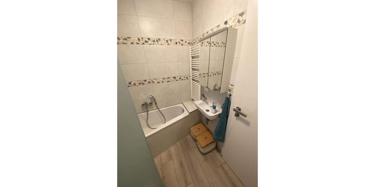 Doppelhaushälfte Duisburg Huckingen - 7 Zimmer, 120 m&sup2;, 599.000&euro; | Angebot:25087157