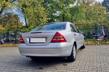 Mercedes C 180