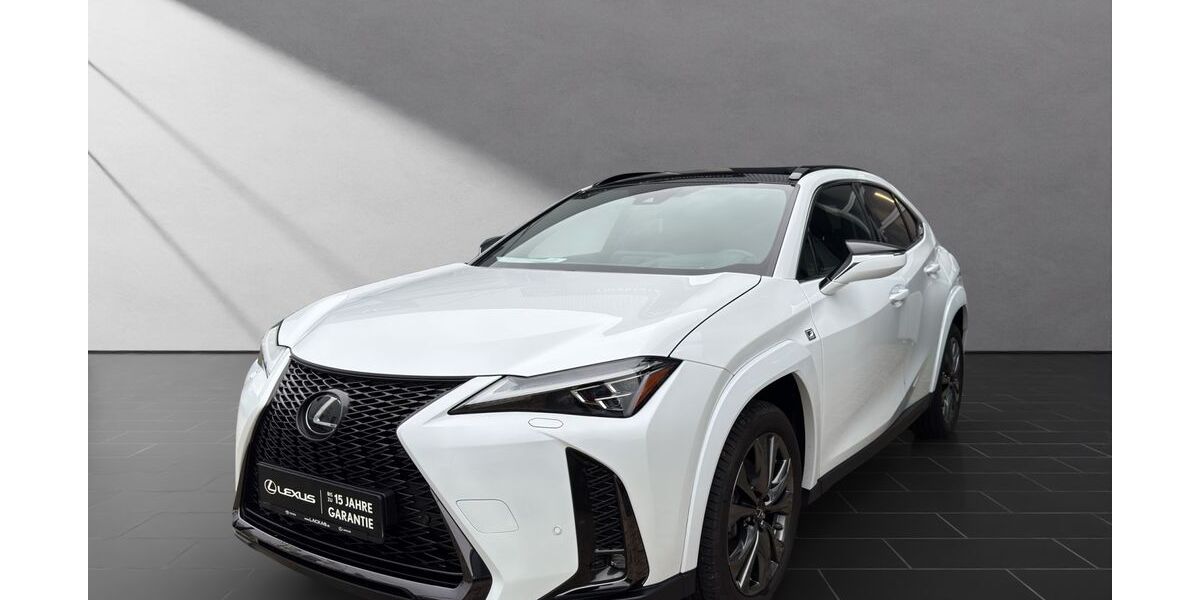 Lexus UX 22.500 km 37.990 &euro; Wesel 46485